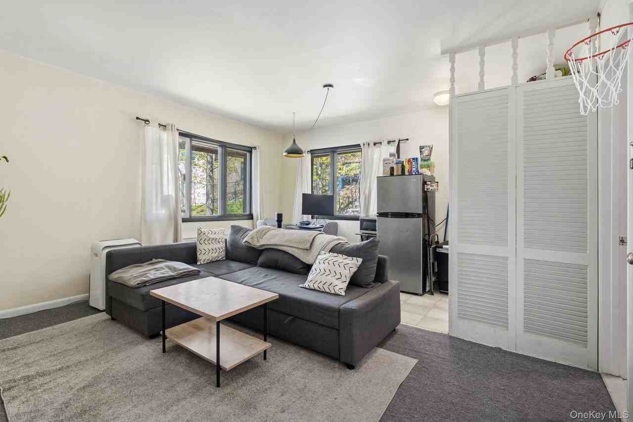 194 Jersey Ave #A - Photo 6 of 19