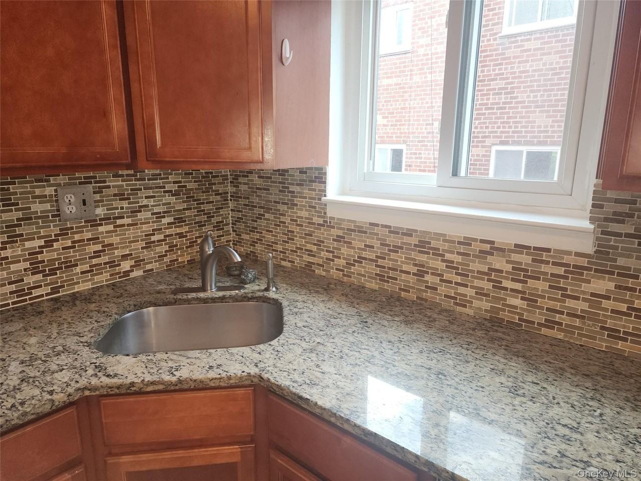 6508 77th St #2 - Photo 5 of 24