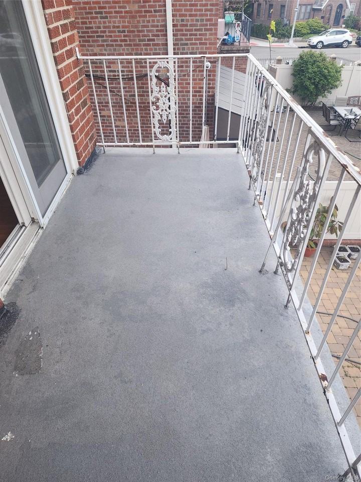 6508 77th St #2 - Photo 7 of 24