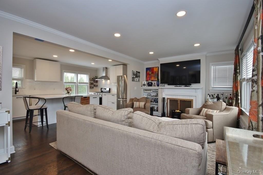 57 Haines Blvd - Photo 5 of 36