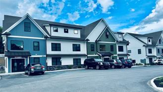 2 S Hills Way #5 - Photo 1 of 1