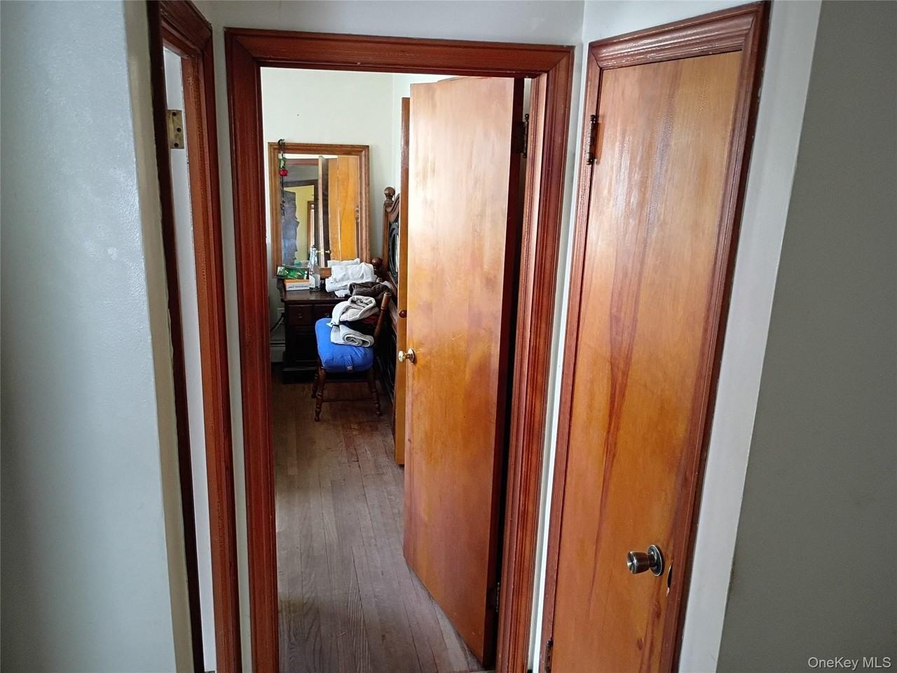 93 E Railroad Ave - Photo 7 of 17