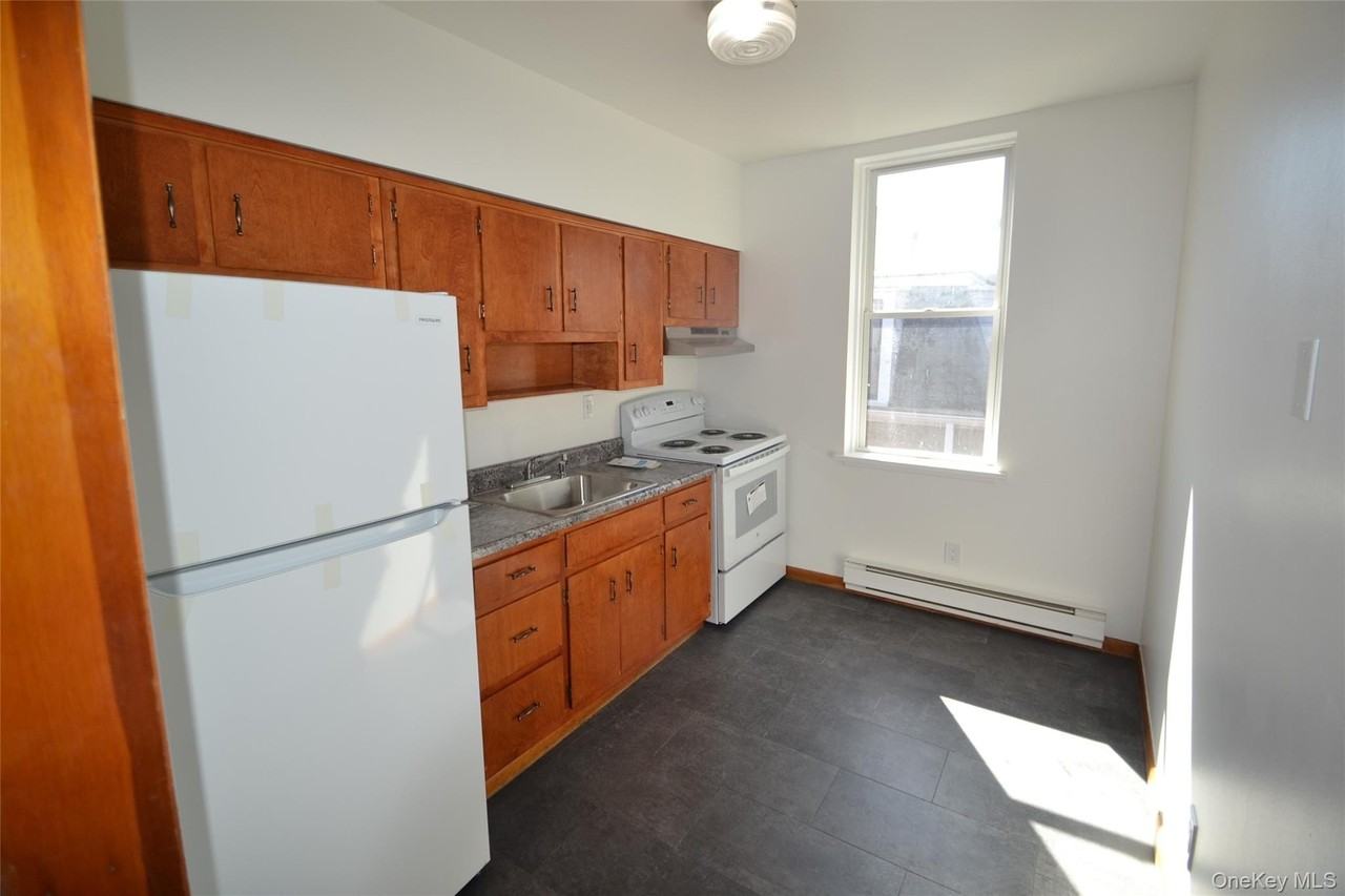 510 Piermont Ave #3D - Photo 2 of 7