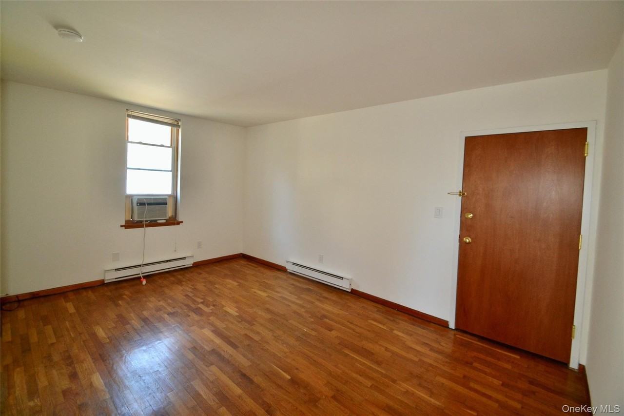510 Piermont Ave #3D - Photo 3 of 7