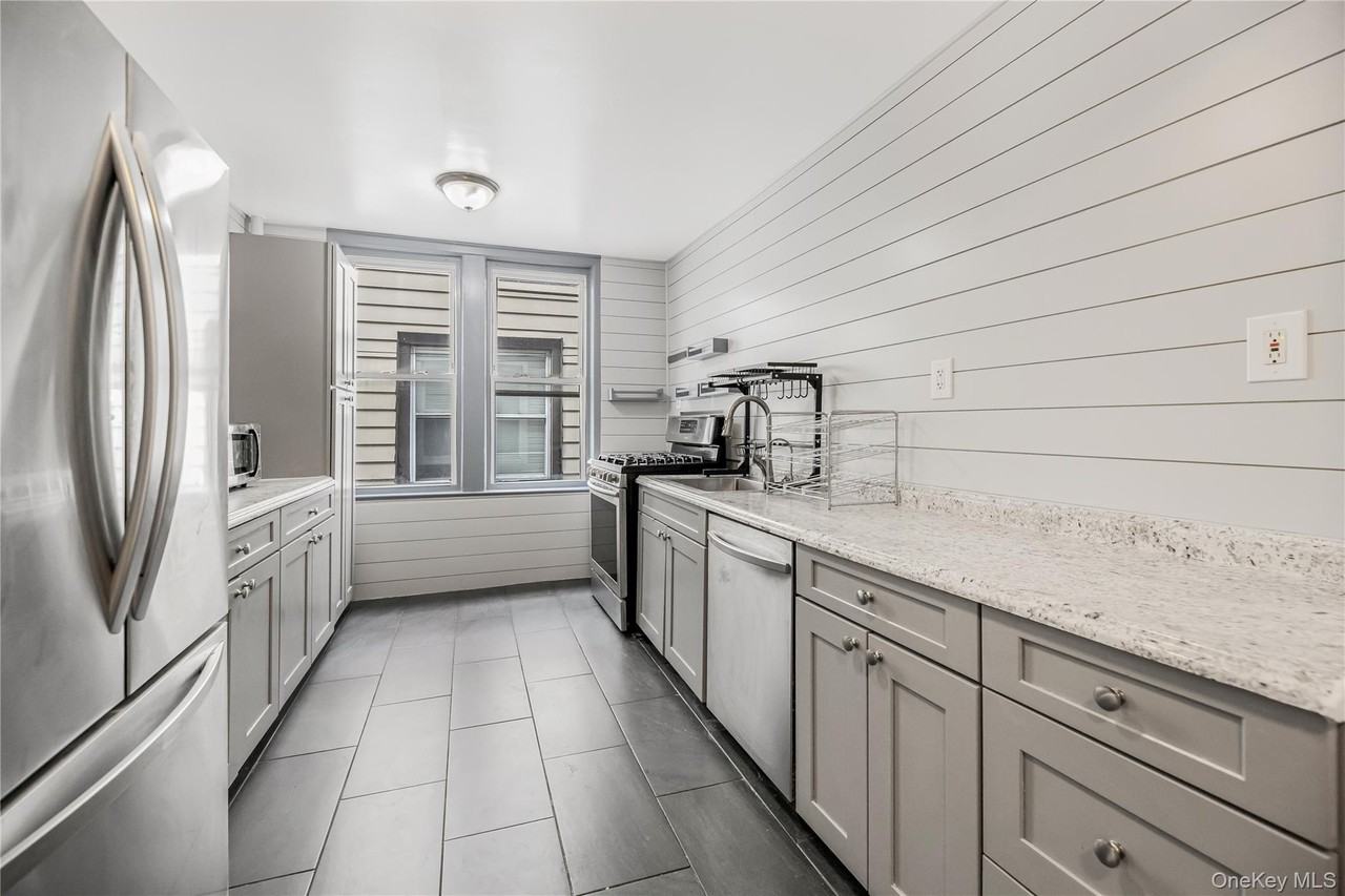 151 Burhans Ave #1 - Photo 3 of 18
