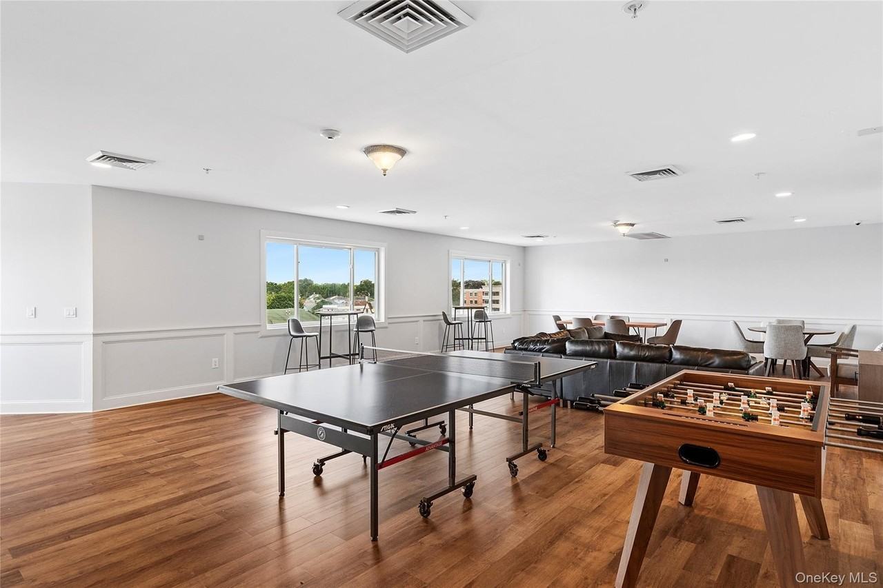 130 Post Ave #316 - Photo 4 of 5