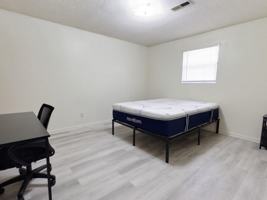 featured image of White Meadow Ln