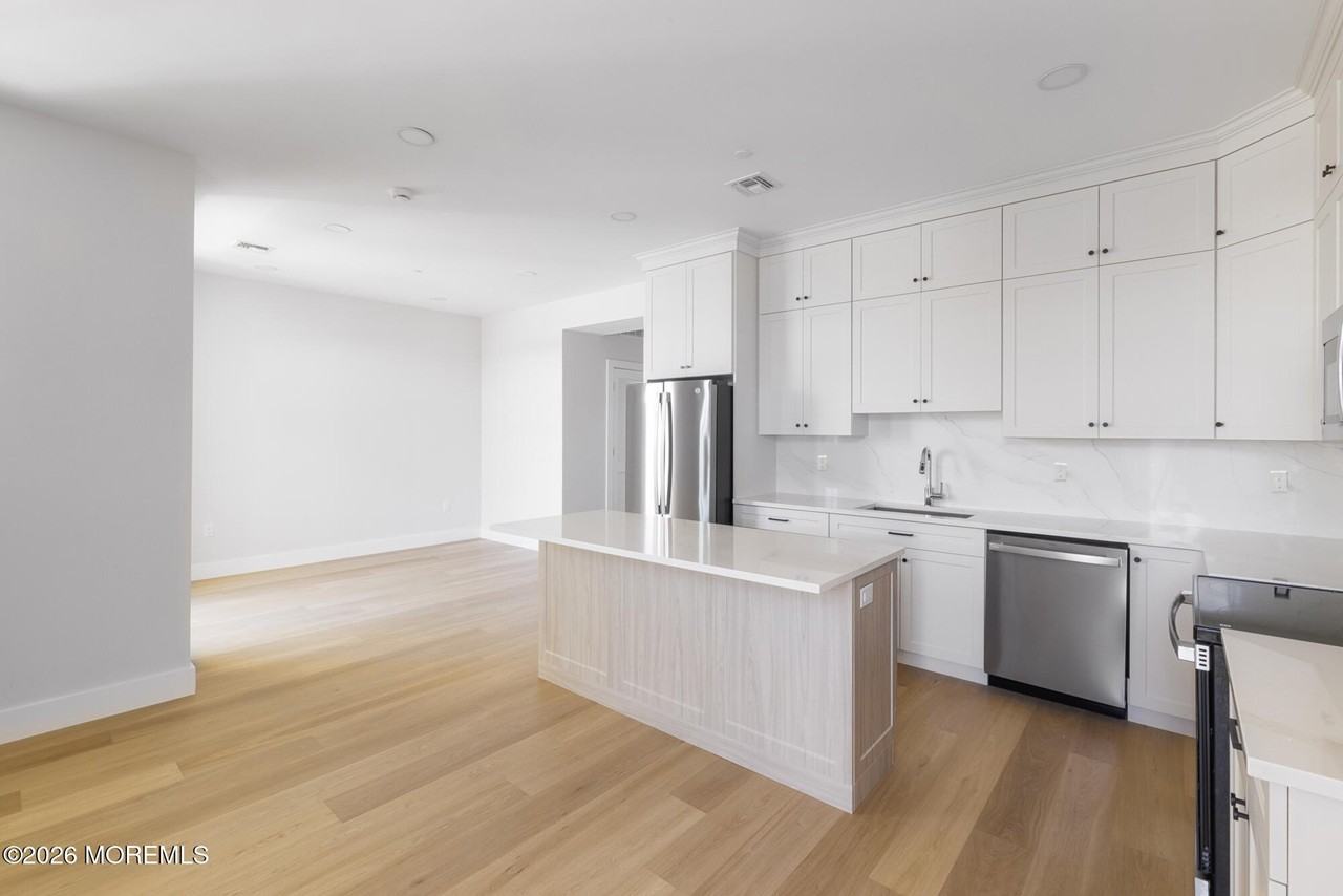 9 Wharf Ave #2 - Photo 7 of 22