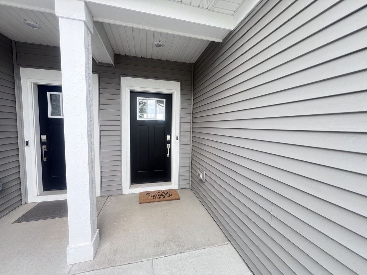 25701 W Yorkshire Dr - Photo 3 of 19