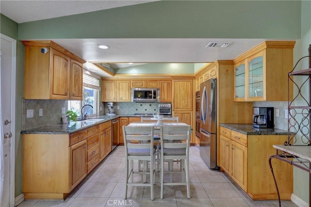 12571 Martha Ann Dr - Photo 2 of 33