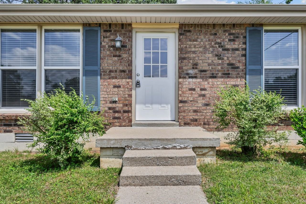 3105 Spring Creek Ct - Photo 2 of 29