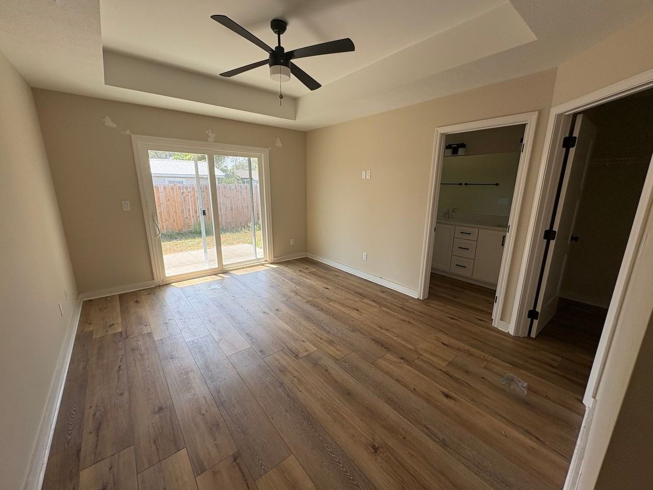 329 N Palo Alto Ave - Photo 6 of 11