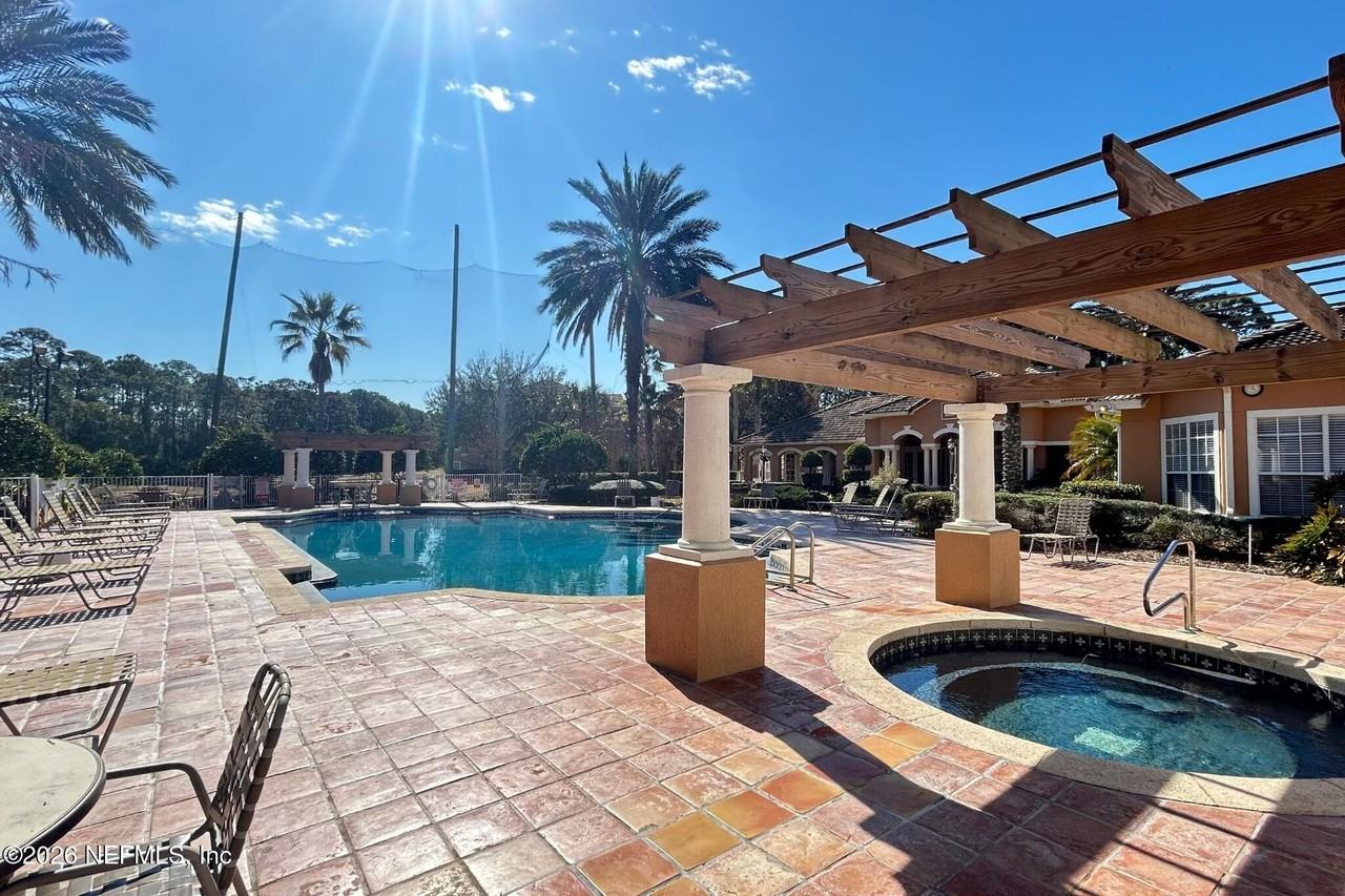 540 Florida Club Blvd #306 - Photo 4 of 36