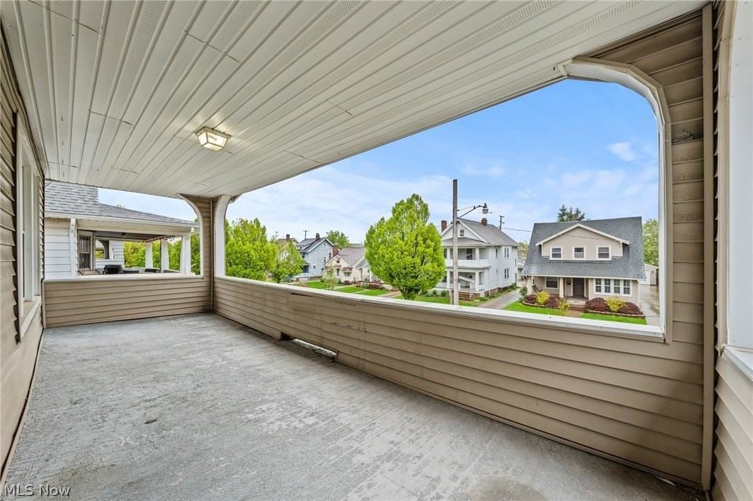 2056 Wascana Ave - Photo 6 of 20