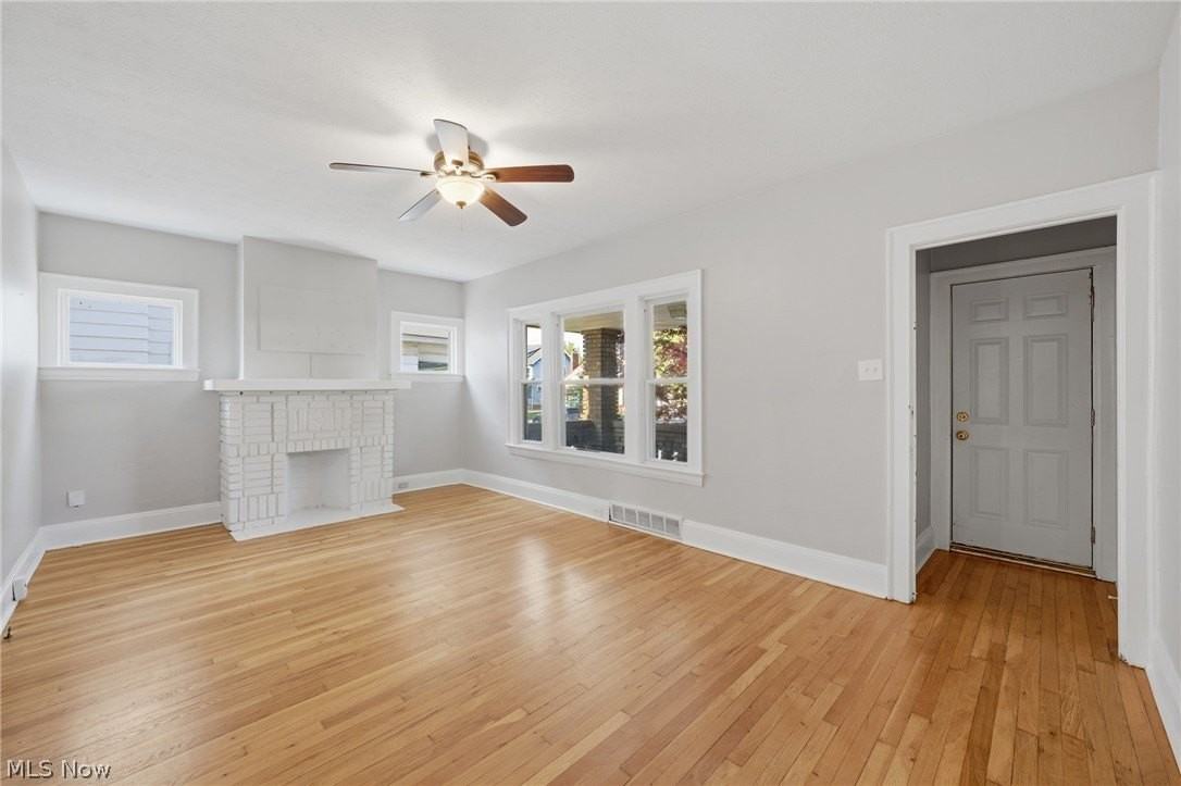 2058 Wascana Ave - Photo 5 of 18