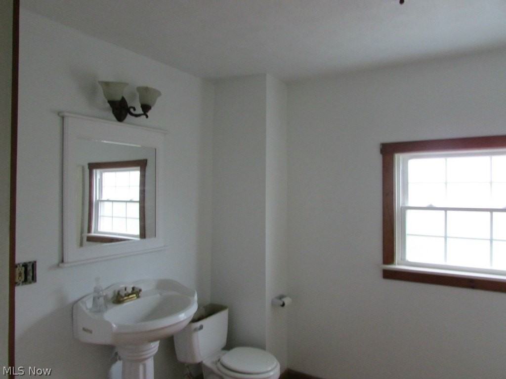 17199 Leggett Rd - Photo 5 of 26