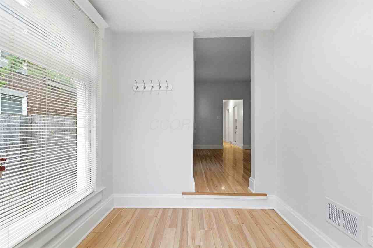 19 E Mithoff St - Photo 3 of 30