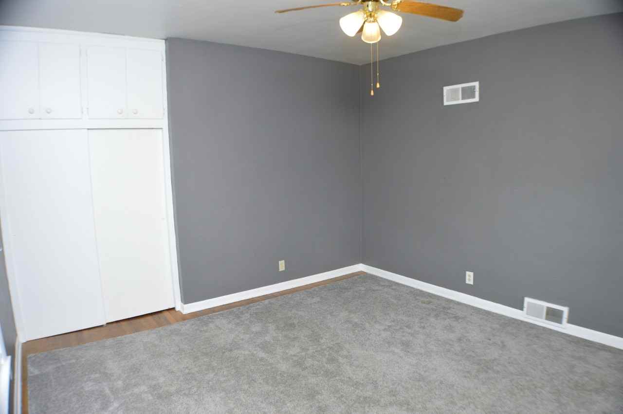 334 W 5th St #2 - Photo 5 of 29