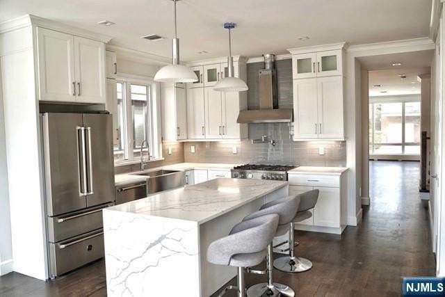 1517 13th St - Photo 4 of 21