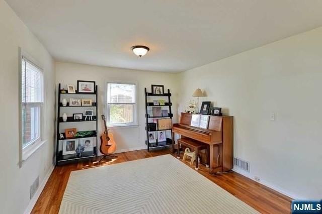 20 Pershing Pl - Photo 5 of 20