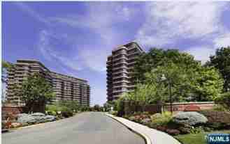 100 Carlyle Dr - Photo 1 of 1