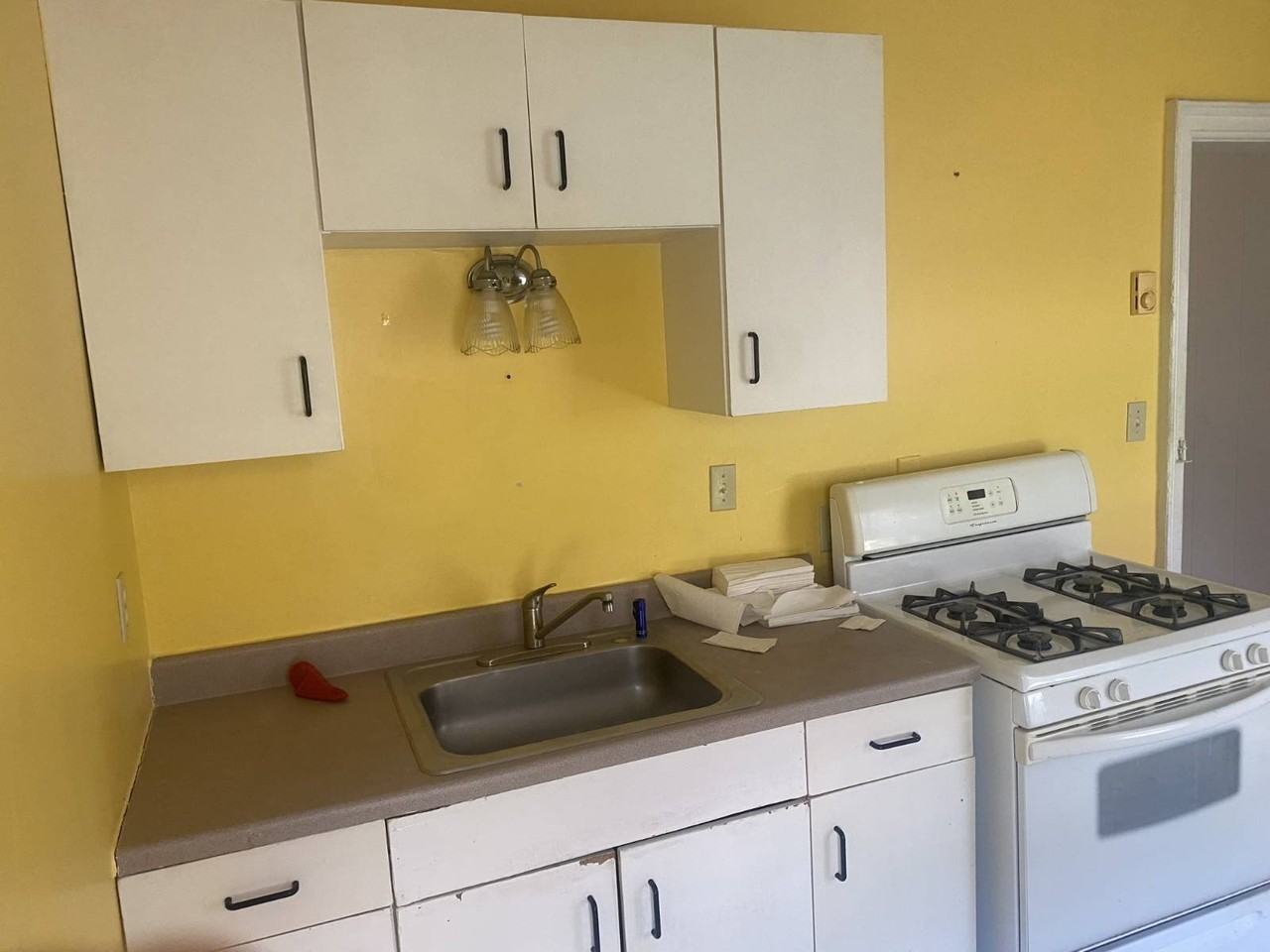 337 Bleecker St #2 - Photo 5 of 10