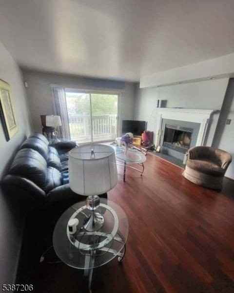 1203 Jesse Way - Photo 7 of 9