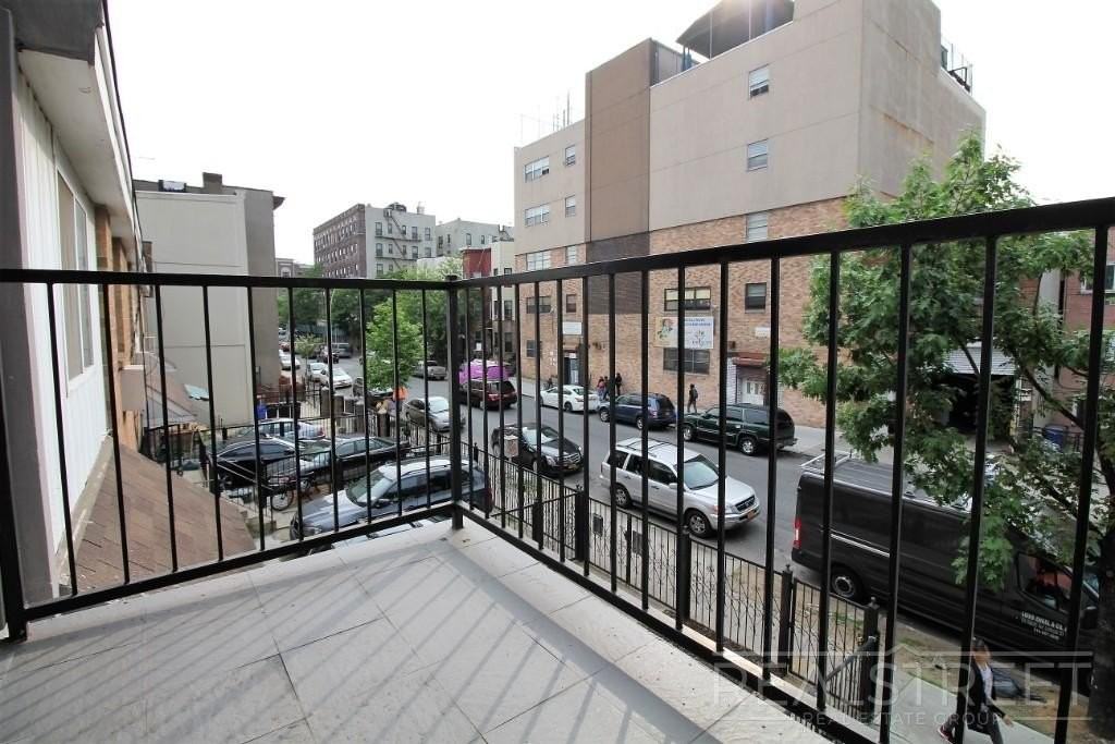 1178 Gates Ave #3F - Photo 7 of 10