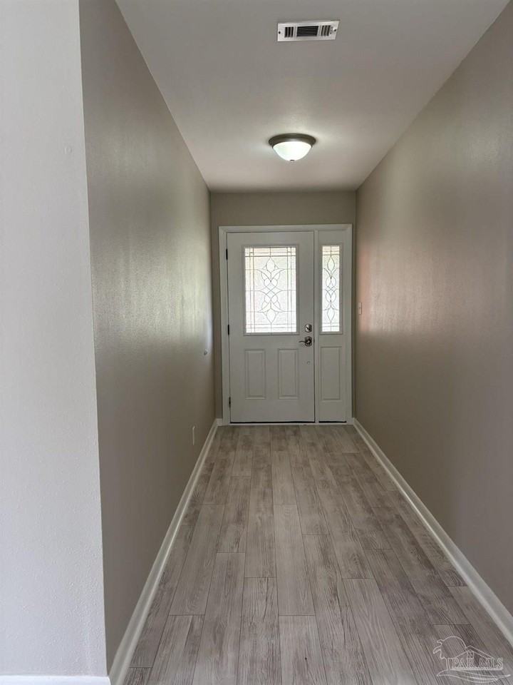 3021 Ranchette Sq - Photo 4 of 27