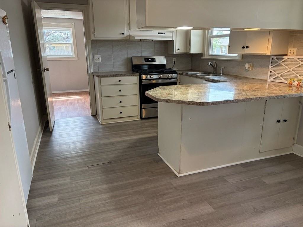 511 W Cuthbert Ave - Photo 2 of 9