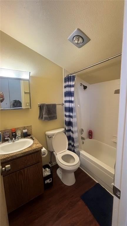 620 Forest Edge Rd #C - Photo 3 of 6