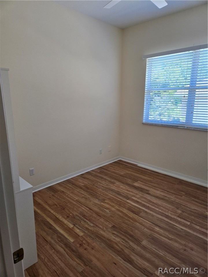 36 Byrsonima Ct S - Photo 3 of 34