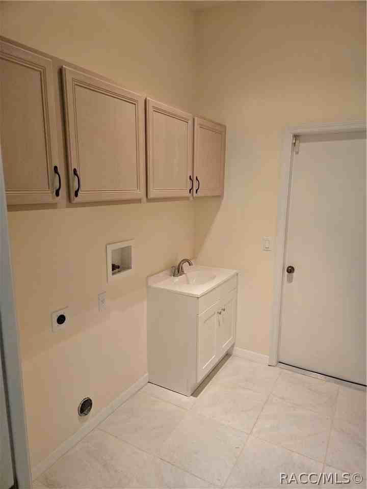 36 Byrsonima Ct S - Photo 4 of 34