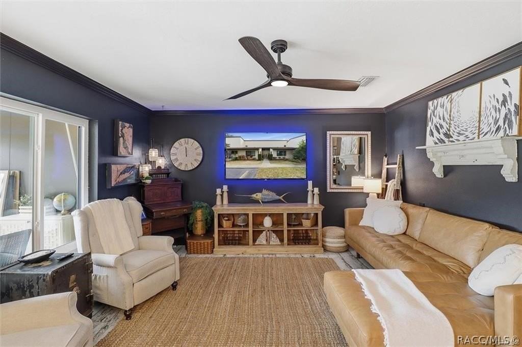 1637 Se Paradise Cir #204 - Photo 6 of 29
