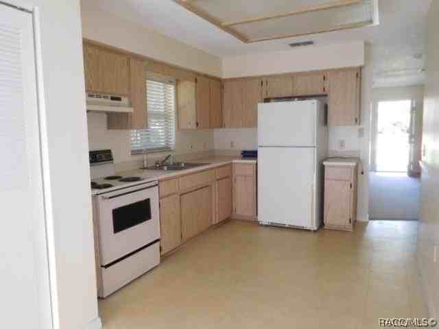 606 Long Ave #RGT - Photo 5 of 10