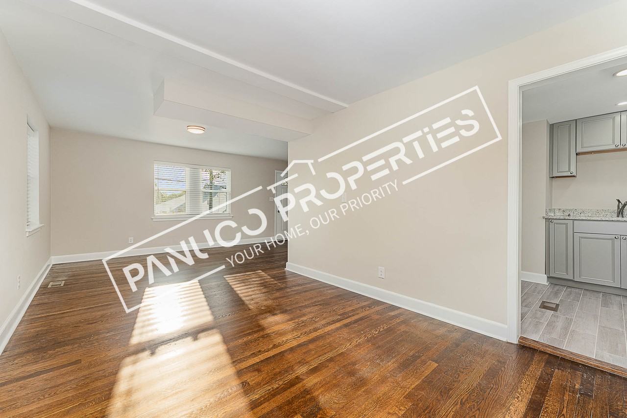 108 Adams St - Photo 6 of 15