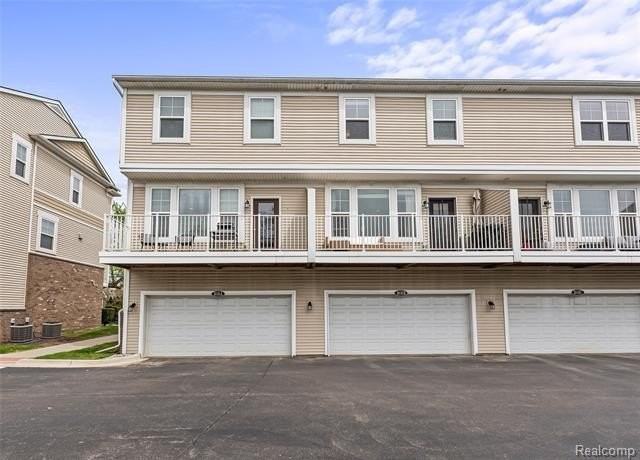 1031 #A N Sherman Drive #A - Photo 4 of 12
