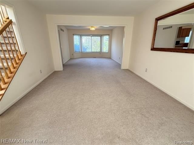 2899 Mystic Dr - Photo 2 of 17