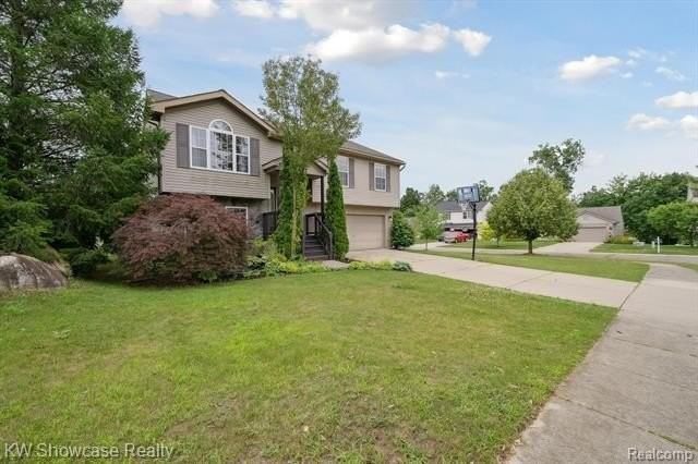 2738 Birchwood Dr - Photo 2 of 29