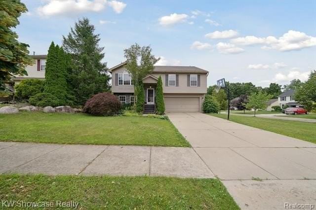 2738 Birchwood Dr - Photo 3 of 29
