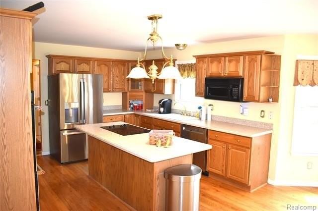 10155 Roberts Rd - Photo 3 of 28