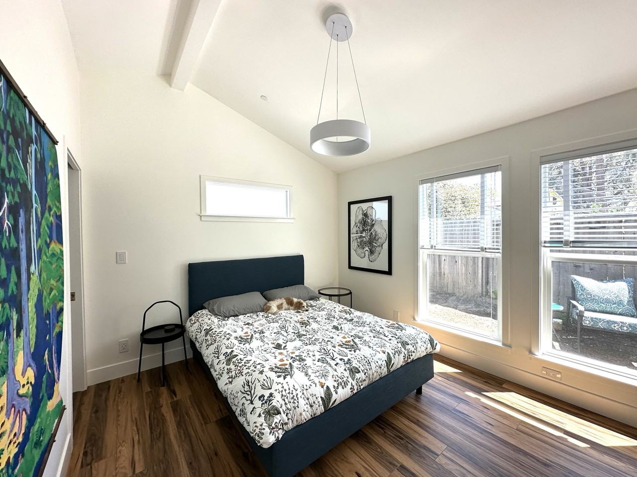 635A Ashbury Ave - Photo 3 of 7