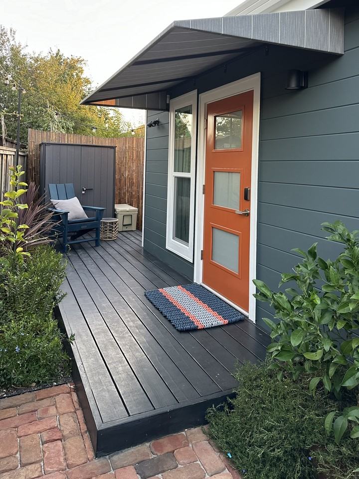 635A Ashbury Ave - Photo 5 of 7