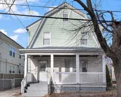 featured image of 71 Marion Ave N #1A1C