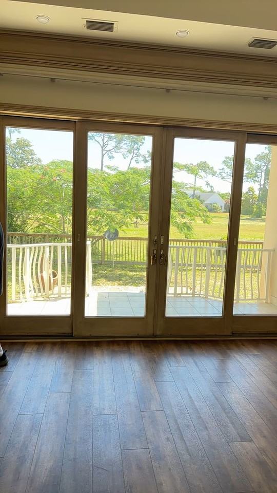 5115 E 10th St - Photo 2 of 9