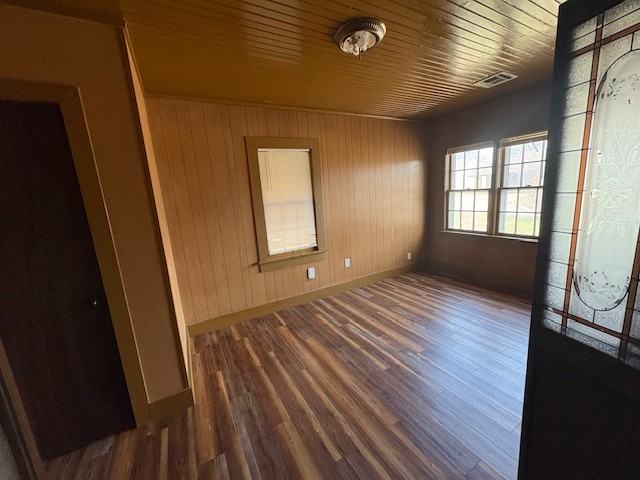 1112 Nw Birch Ave #1 - Photo 6 of 10