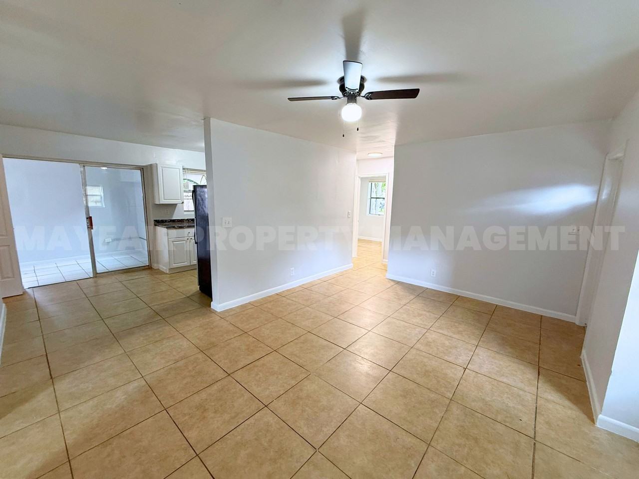 380 Kingsbridge St #1 - Photo 2 of 23