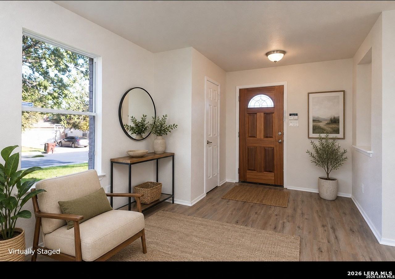 2503 Butterfly Bay - Photo 5 of 31