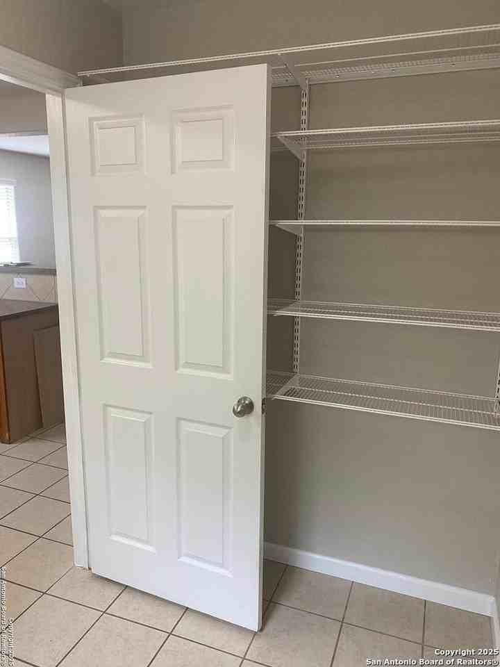 7472 Paraiso Pt - Photo 7 of 18