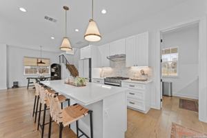 featured image of 415 Alexander Ave
